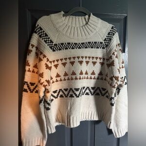 Universal threads Cozy Cream Knit Sweater